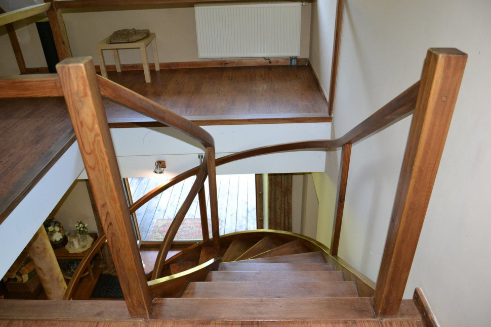 Spiralne schody - widok ze szczytu