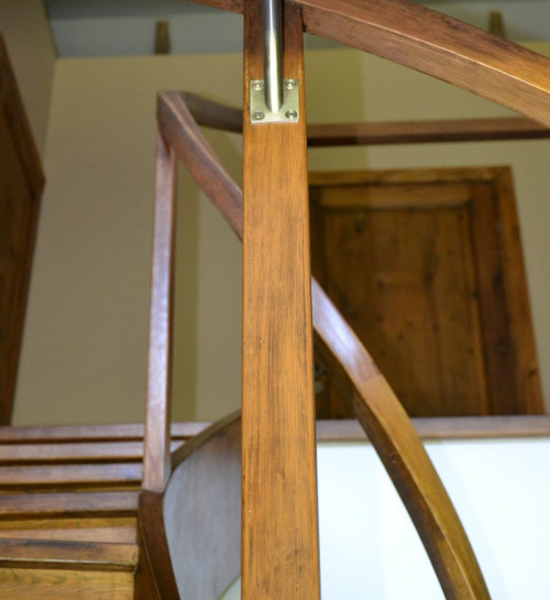 Element spiralnych schodów (balustrada)