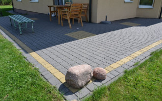 Taras na gruncie do drobnej poprawy po 2 latach użytkowania