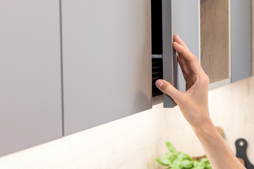 Kuchnia z frontami RAUVISIO brilliant noble matt (fot. REHAU)