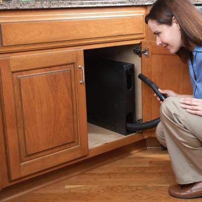 Odkurzacz Vroom Classic chowany w szafce