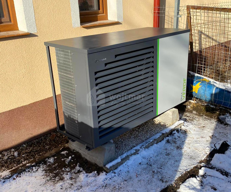 Jednostka zewnętrzna Calla Verde zamontowana przez firmę Wojtmar z Szydłowca.