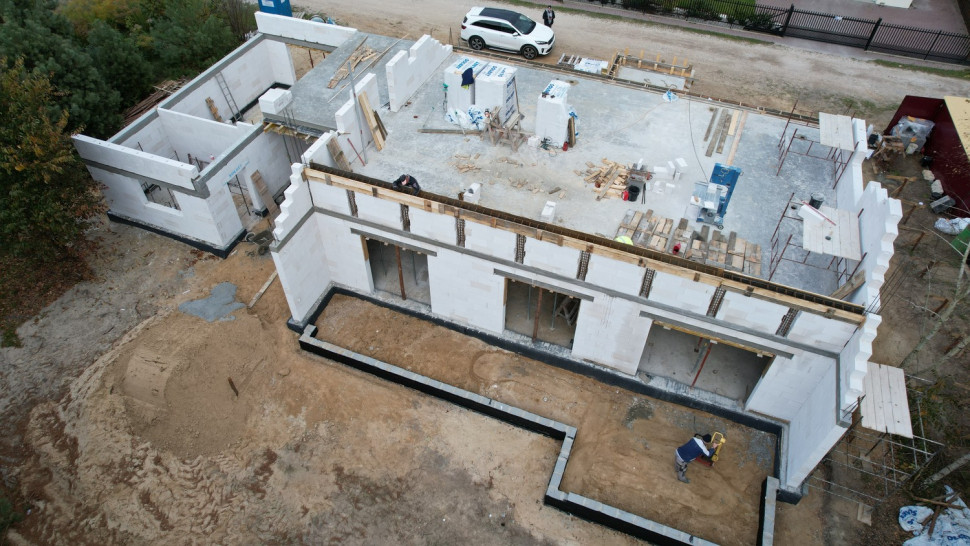 Budowa z bloczków betonu komórkowego SOLBET