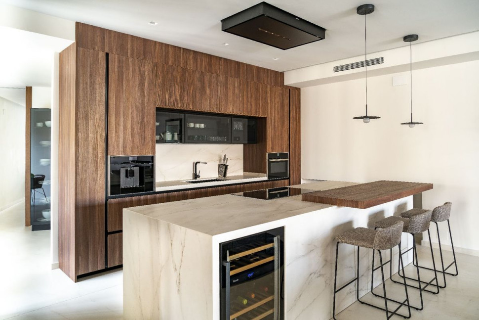 Kuchenna wyspa z spieku kwarcowego Dekton Rem