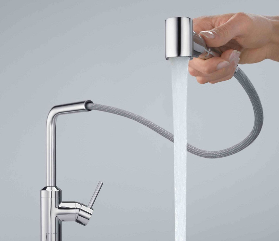 Chromowana bateria Kludi z wyciąganą wylewką