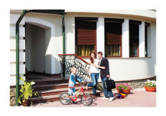 Rolety zewnętrzne w nowo projektowanym budynku - co powinniśmy o nich wiedzieć?