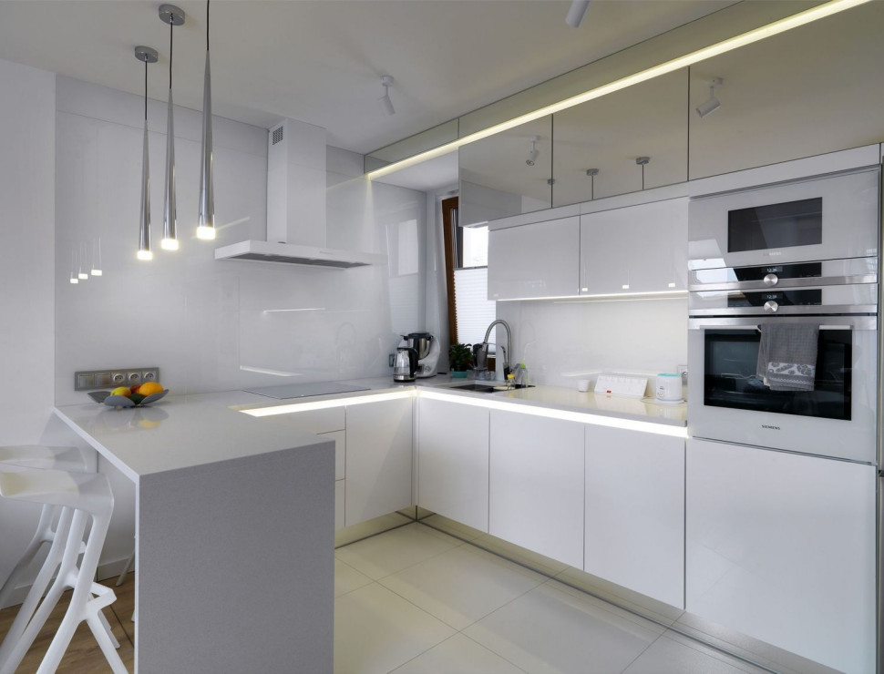 Kuchnia ze szklaną ścianą