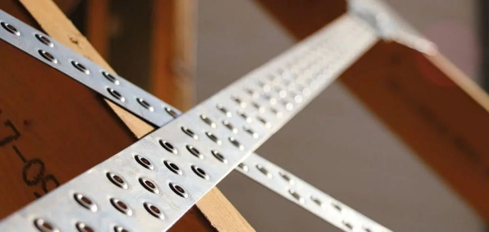 Taśma perforowana stężenia wiatrowego BAN09