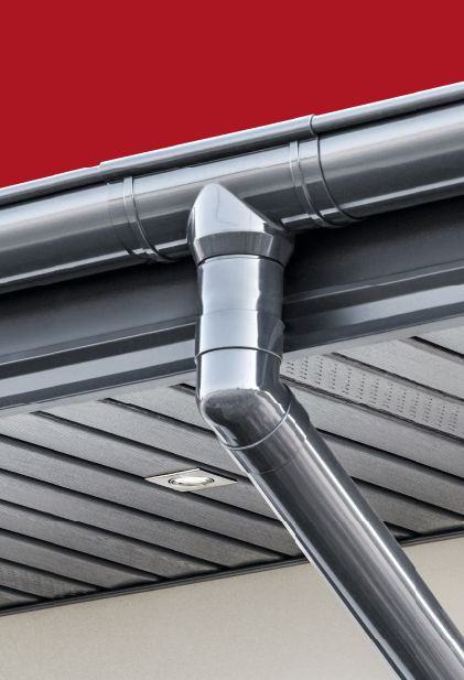 Orynnowanie PVC Proaqua można zamontować na budynku o nieregularnym kształcie