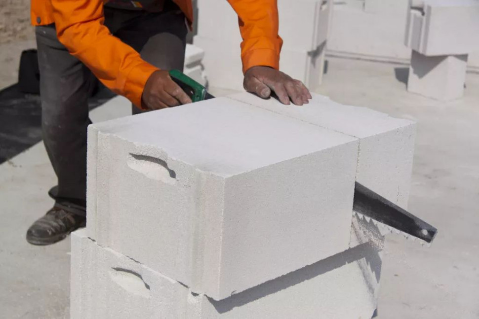 Obróbka bloczków z betonu komórkowego