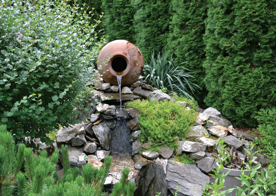 Dekoracyjna gliniana amfora