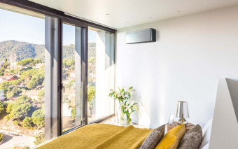 Jak klimatyzacja wpływa na wilgotność powietrza w domu?