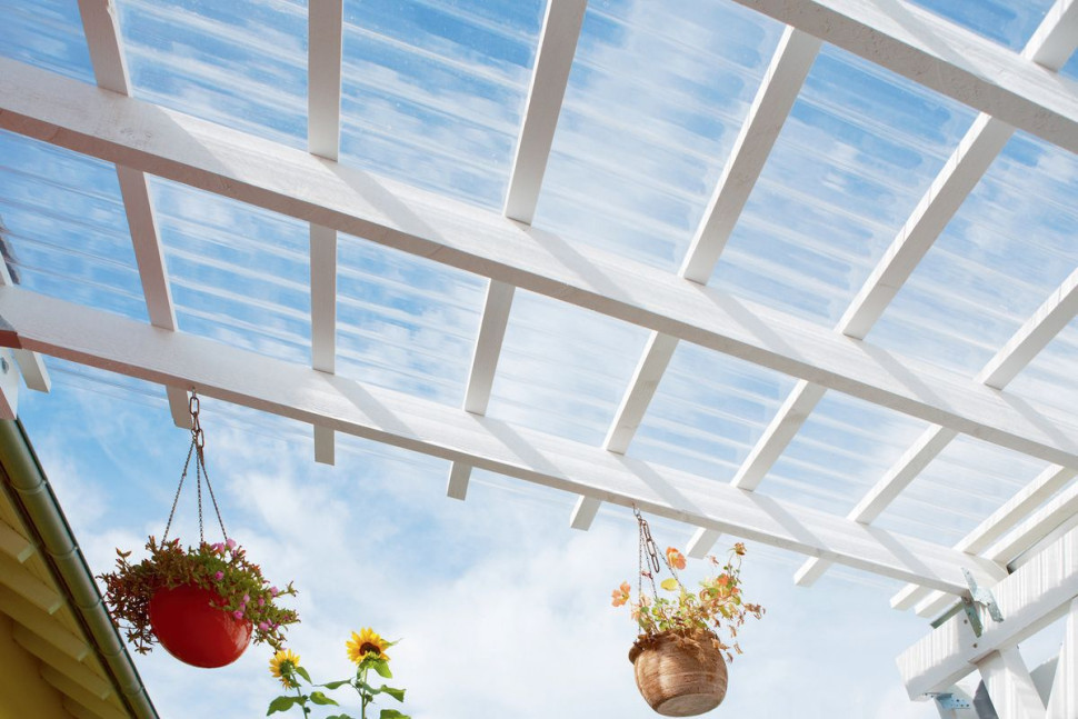 poliwęglan lity na zadaszenie tarasu