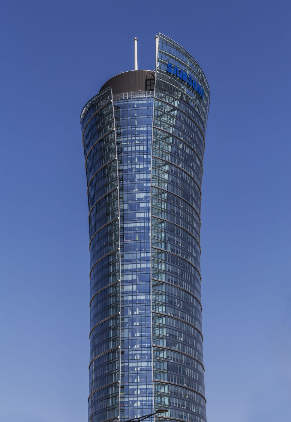 Systemy ogrzewania płaszczyznowego KAN-therm znajdują zastosowanie w biurowcach. fot. KAN