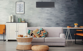 Nowy model klimatyzatora Etherea w kolorze grafitowym od firmy Panasonic