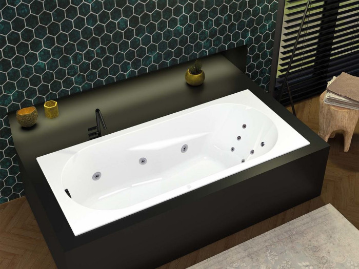 Wanna Lazy z systemem hydromasażu