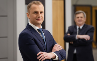 ERKADO: od rodzinnego zakładu stolarskiego do topowych producentów drzwi w Polsce