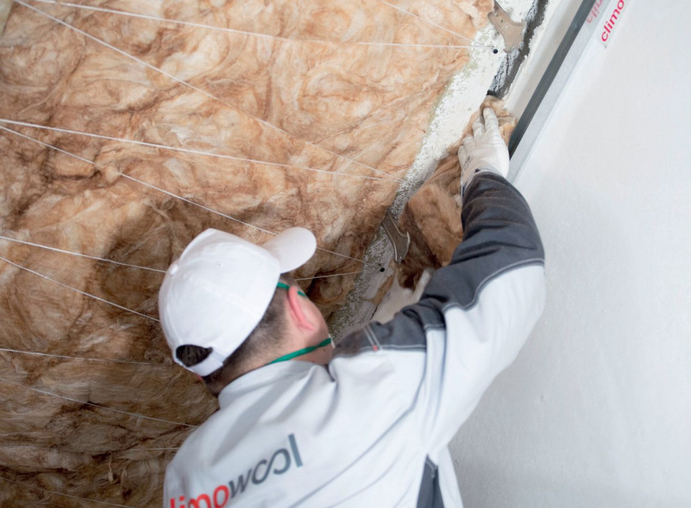 Miękka i elastyczna wełna świetnie nadaje się do ocieplania poddasza