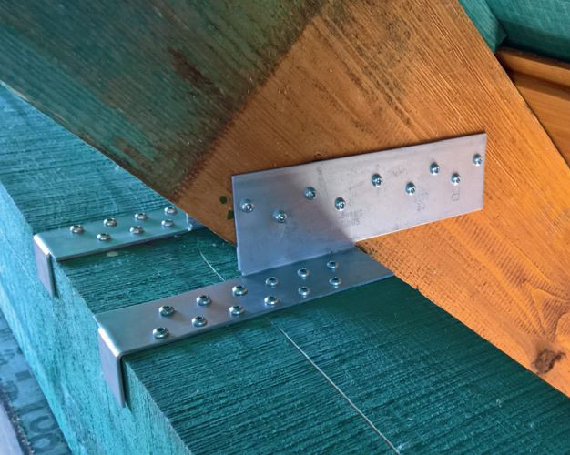 Połączenia drewnianych elementów więźby