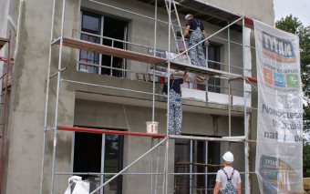Czym jest rusztowanie warszawskie i kiedy się przydaje?