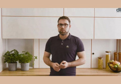 Lakier czy olej? Czym najlepiej zabezpieczyć drewniany blat w kuchni?