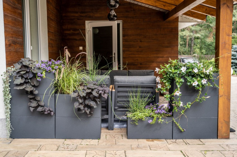 Sposoby aranżacji doniczek i bloczków Konsport