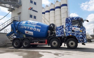 CEMEX testuje w Polsce elektryczną, zeroemisyjną betonomieszarkę w ramach wdrażania globalnej strategii dekarbonizacji "Future In Action"