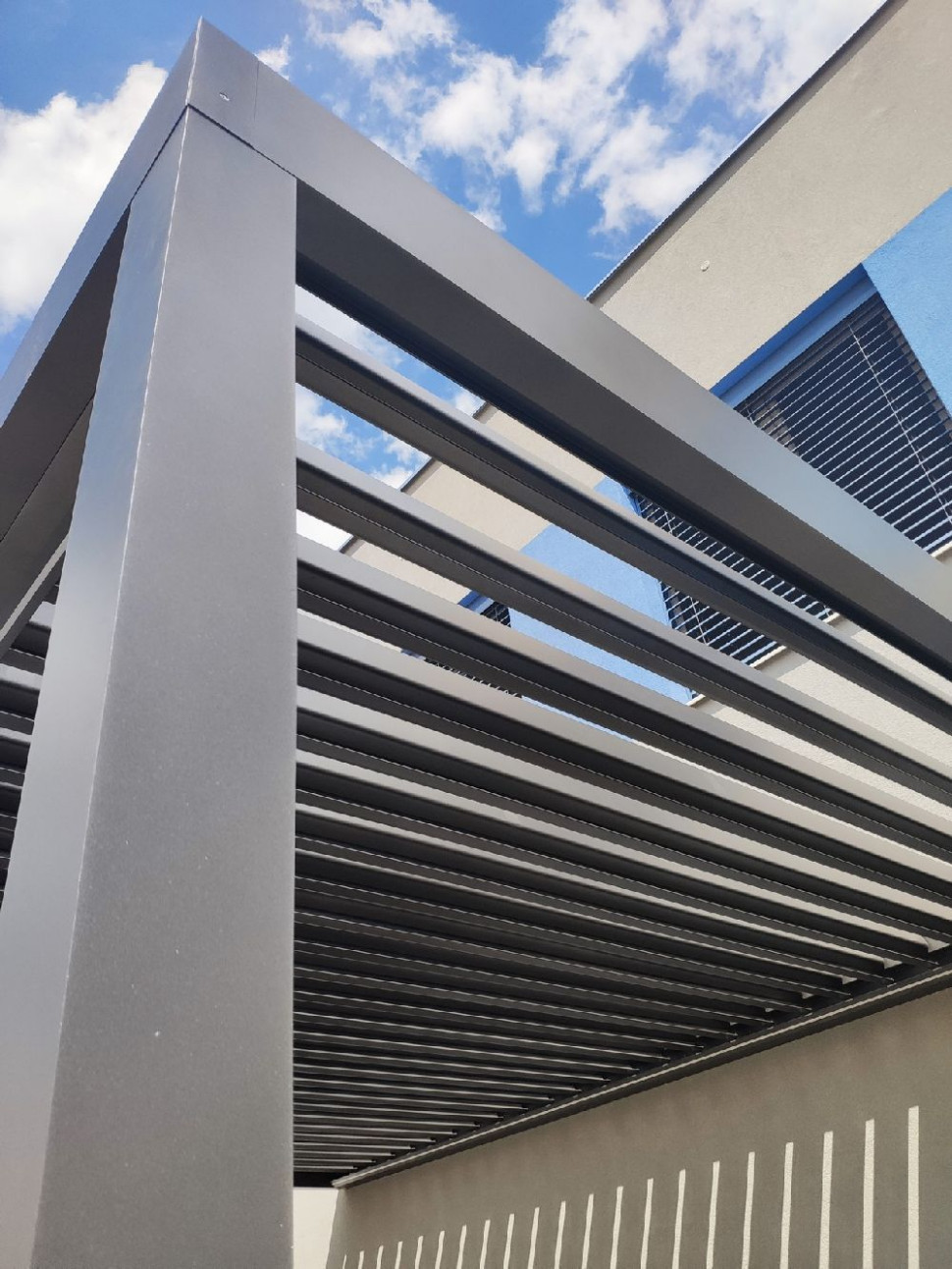 Konstrukcja pergoli AWILUX