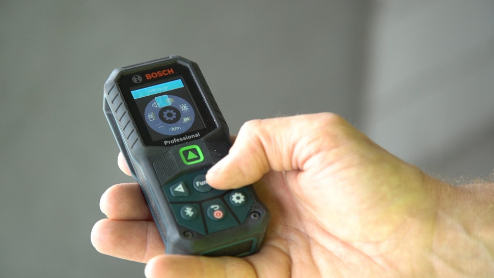 Intuicyjne menu umożliwia szybki dostęp do wszystkich funkcji.