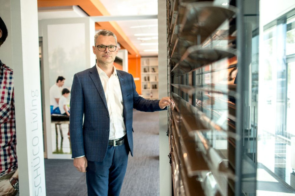 Rafał Buczek, ekspert firmy AWILUX, opowiada o dźwiękoszczelności okien