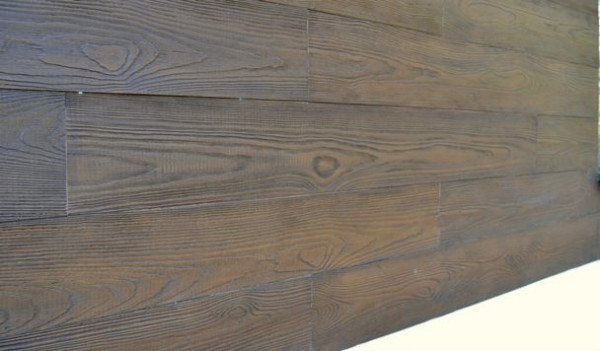 Elastyczna okładzina 3D realistycznie imituje deski elewacyjne ze słojami