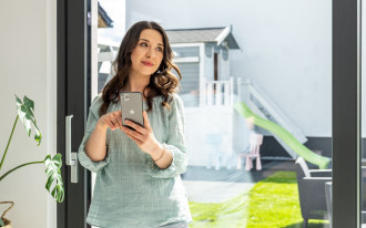 Rozwiązania z widokiem na przyszłość. Poznaj możliwości kompletu stolarki dla domu od KRISPOL