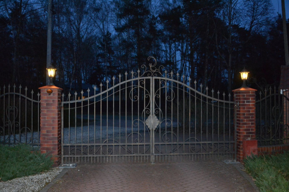 Oświetlenie bramy