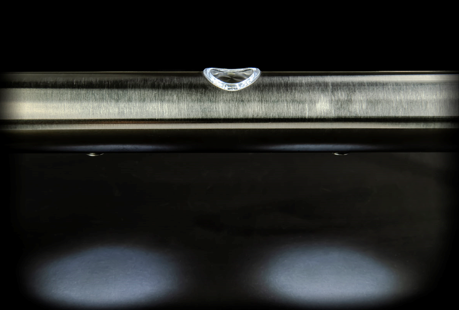 Taśmę LED możemy zamontować nawet w drewnianej tralce antaby, lub w bocznej ściance pochwytu