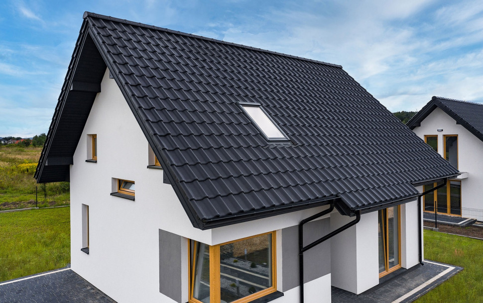 Oferta dachówek ceramicznych marki CREATON obejmuje ponad 250 kombinacji modeli, kolorów i powierzchni