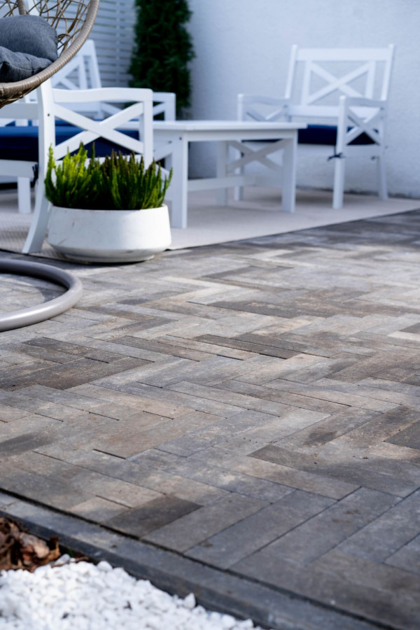 Nawierzchnia przed domem nie musi być nudna!