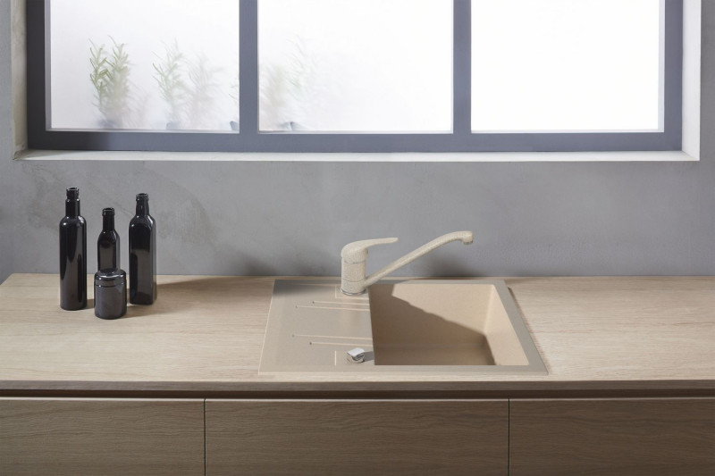 Mały zlewozmywak wpuszczany w blat, granitowy, jednokomorowy, beżowy