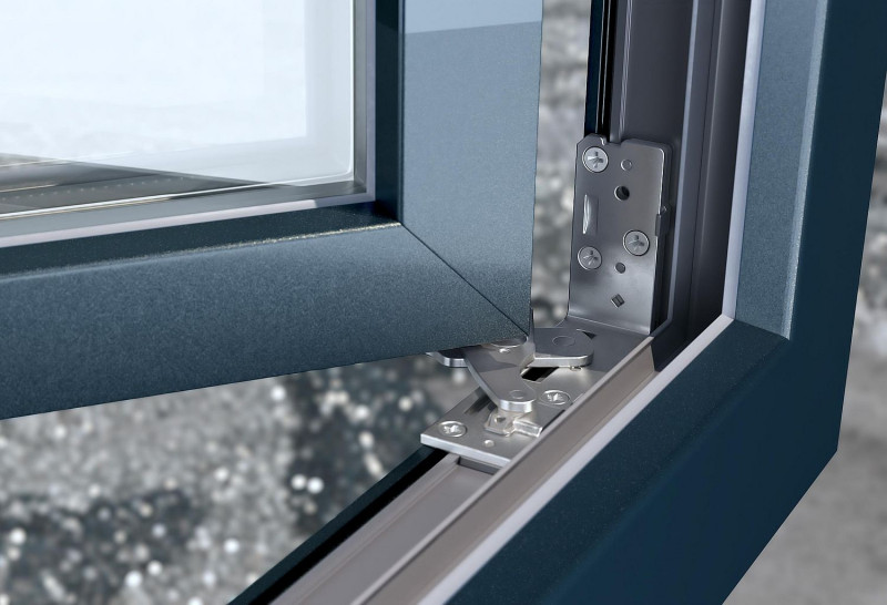 Okno LUM'UP z ukrytymi zawiasami