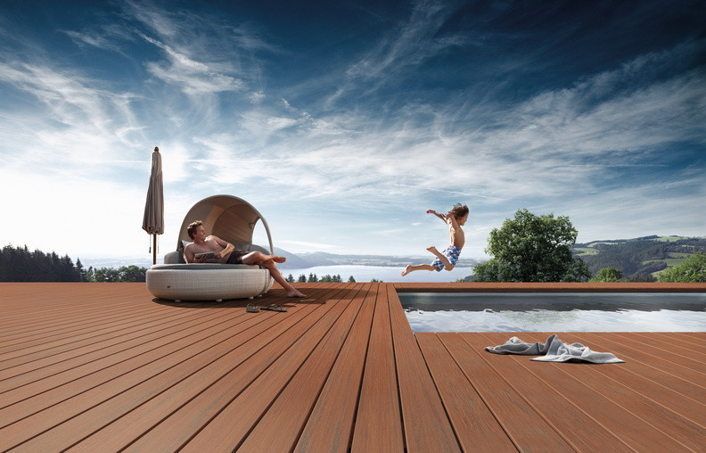 Materiał na teren przy basenie