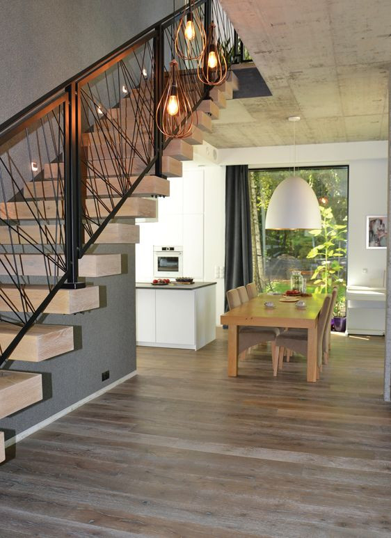 Część monolitycznego żelbetowego stropu na parterze