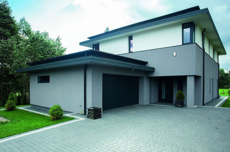 Elewacja odnowiona farbą fasadową Tikkurila Finngard