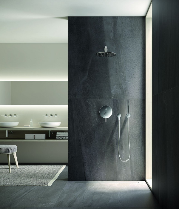 Strefa prysznica z armaturą KLUDI NOVA FONTE