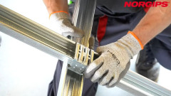 Łączenie profili CD60 łącznikiem krzyżowym NORGIPS