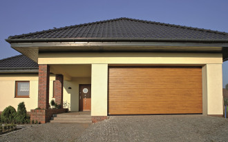 Które z bram garażowych są najodporniejsze na próby włamania?