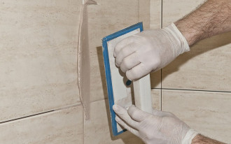 Odnawianie spoin cementowych oraz silikonowych