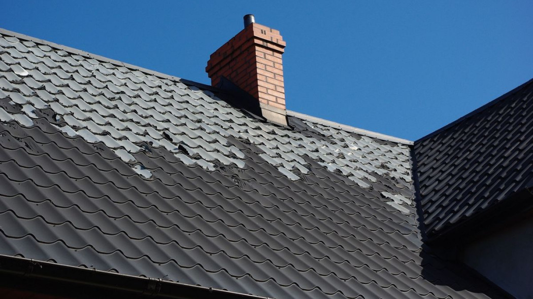 Jaka jest trwałość pokrycia dachowego?