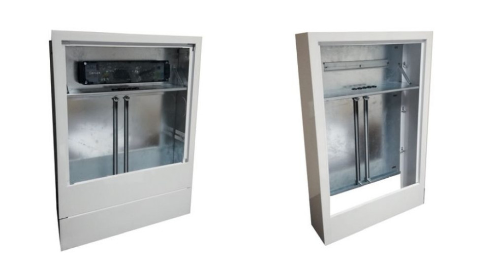 Metalowe szafki osłonowe z przegrodą pod automatykę