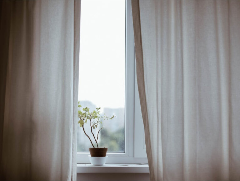 Jak uszczelnić okna? Sposoby na uszczelnienie okien