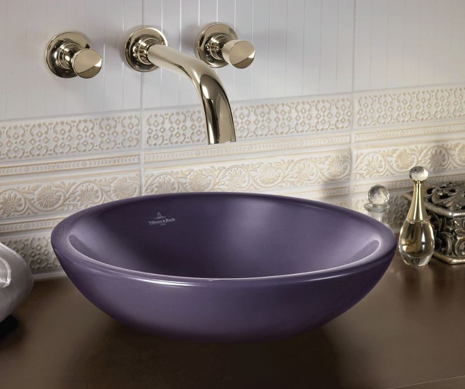 Nowoczesna, fioletowa umywalka