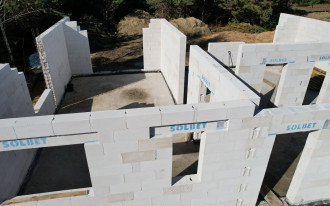 Budowa bez odpadów, bez błędów, bez problemów - poznaj zalety betonu komórkowego